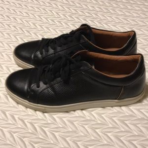Men's skate shoe